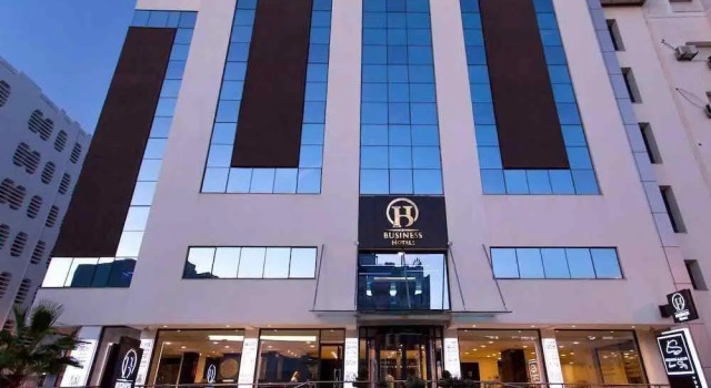 Business Hotel