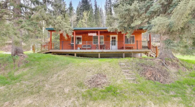 Pets Welcome: Cozy Cabin w/ Deck in Deadwood!, Забронировать Дом для отпуска Дедвуд Black Hills National Forest