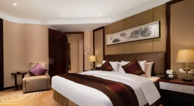 Семейный люкс Howard Johnson Nanshan Plaza Bengbu