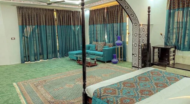 Star Bukhara by COR, Забронировать Вилла Коттеджи Jammu & Kashmir Ski, Коттедж