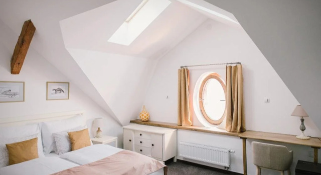 Nebespán, Book Hotel Kasperske Hory Plzen