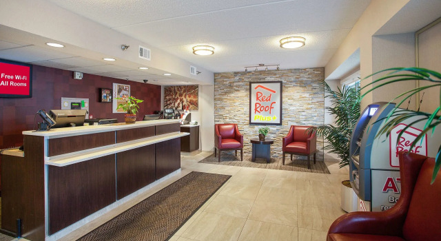 Red Roof Inn PLUS+ Nashville Airport, Prenota Hotel Hotel a Tennessee con parcheggio, Parcheggio