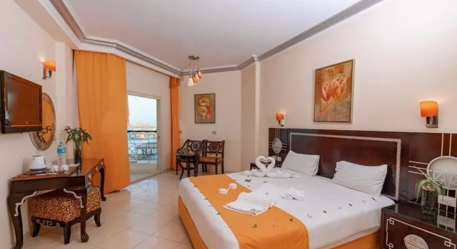 Двухместный номер Superior Sphinx Aqua Park Beach Resort