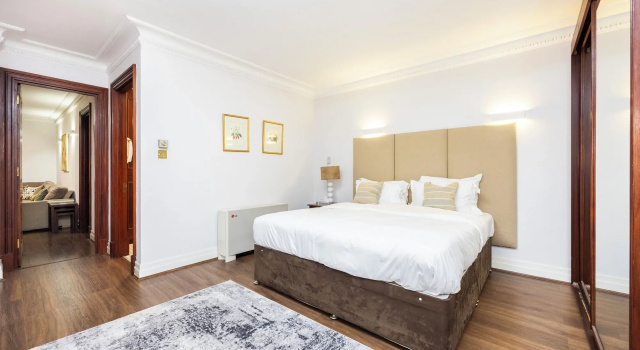 Carlton Court - Mayfair