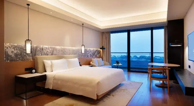 Номер Deluxe с балконом и с видом на море LN Garden Hotel Nansha Guangzhou