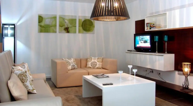 Villas Novochoro - Small Garden, Boek Villa Hotels in Albufeira met parkeren, Parkeren