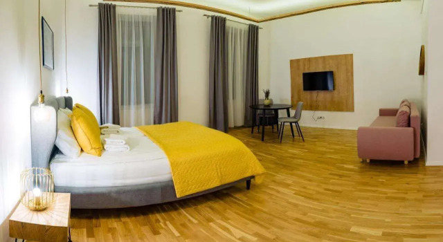 Pensiunea Salina Gymnasium, Prenota Hotel Turda Cluj
