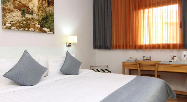 Habitación Económica Hotel Poli Urban By AFI Hotels