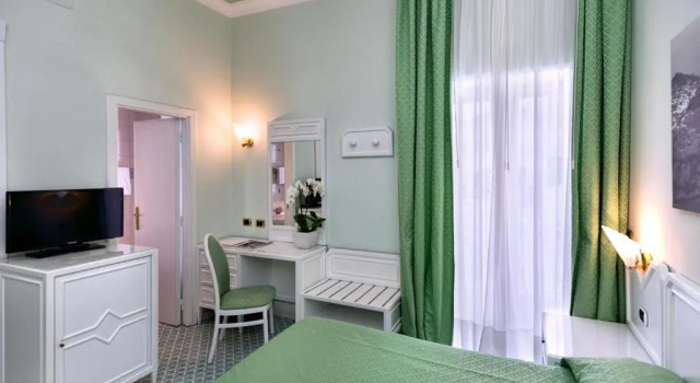 Одноместный номер Standard Grand Hotel Riviera