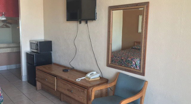 Номер Comfort Budget Inn Motel