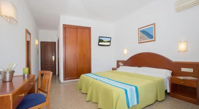 Standard Yhden hengen huone parvekkeella Tropico Playa