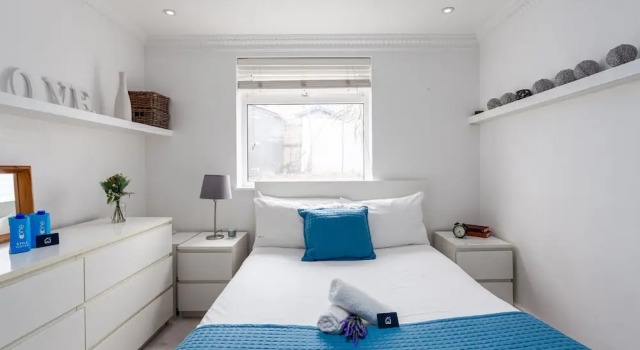 Stylish Manor Park Nest - AWX, Забронировать Отель Отели Англии 3 звезды, 3*