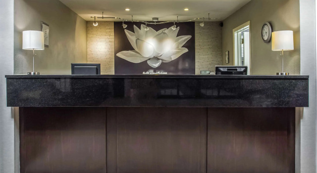 La Quinta Inn Oshkosh, Book Hotel Hoteller i Oshkosh med morgenmad, Morgenmad