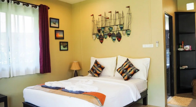 Бунгало Lanta Castaway Beach Resort