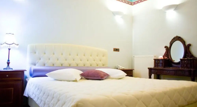 Семейный люкс с балконом Kyveli Suites