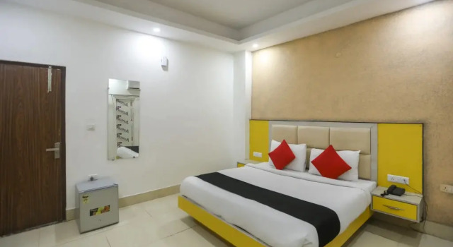 Hotel O Noida Villa, Забронировать Отель Нойда штат Уттар-Прадеш