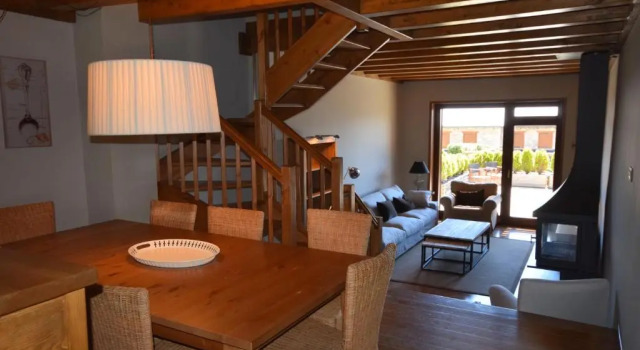 Коттедж с 4 комнатами Casa Estavar Residencial