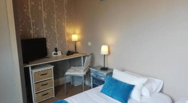 Двухместный номер Standard Logis Hotel Restaurant lOrée Des Bois