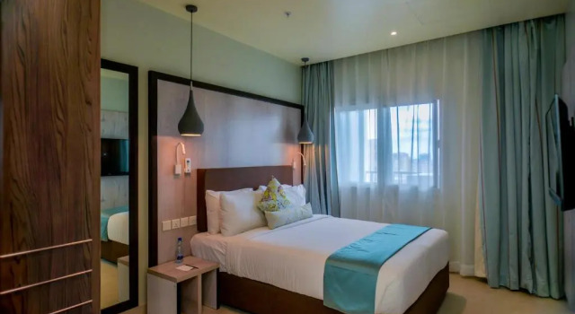 Aura Suites, Buchen Sie Aparthotel Hotels in Daressalam mit Frühstück, in der Nähe von Zanzibar Ferry Terminal, Frühstück