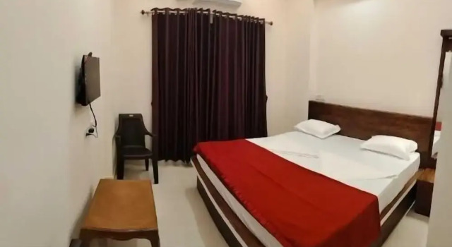 Номер Deluxe Hotel Radhma Residency