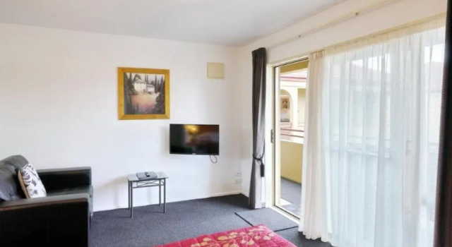 Студия Deluxe Roma On Riccarton Motel