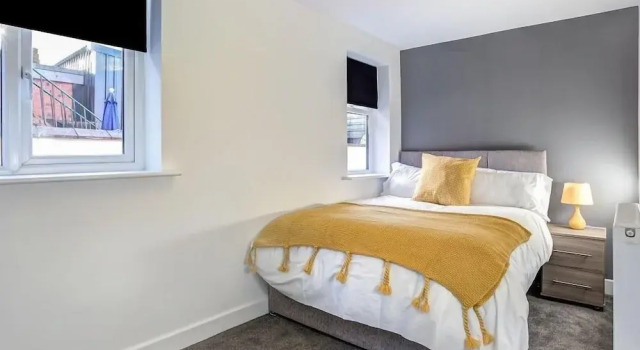Townhouse Plus @ 166 Edleston Road Crewe