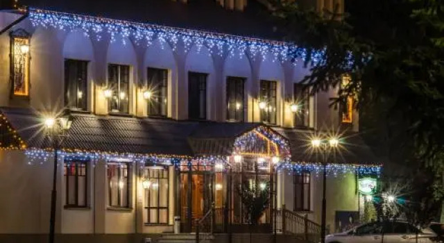 Lepsza, Book Hotel Hoteller i Bila Tserkva med parkering, Parkering