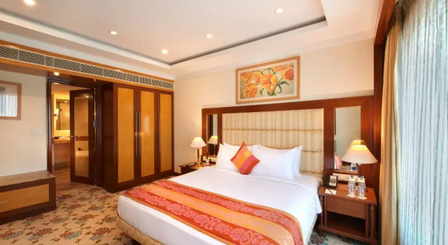 Люкс Deluxe Accord Puducherry