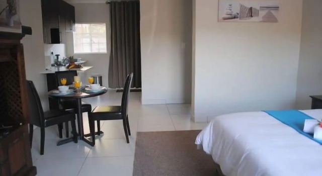 Апартаменты Comfort 86 Edison Self Catering