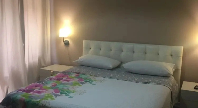 Salernoportodamare Train Station Room, Забронировать Гостевой дом Салерно Кампания, рядом с Salerno Courthouse
