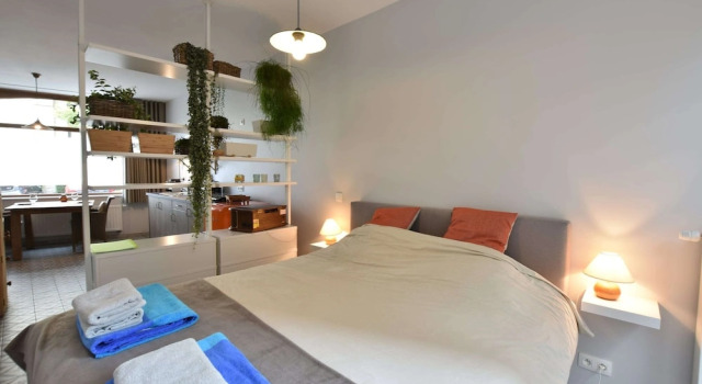 Apartment in Ieper With Terrace, Rezerwuj Apartament Hotele w Bruksela z parkingiem, Parking