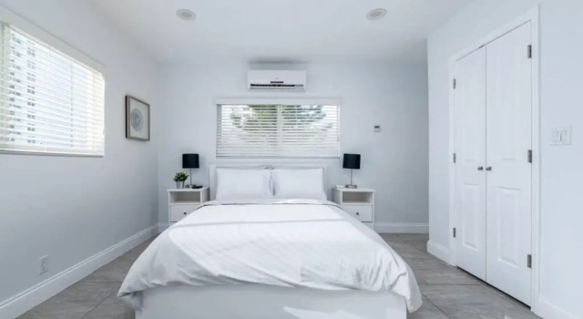 Bayshore Breeze 10 - Fort Lauderdale Beach, Забронировать Отель Форт-Лодердейл Broward County, рядом с DC Alexander Park