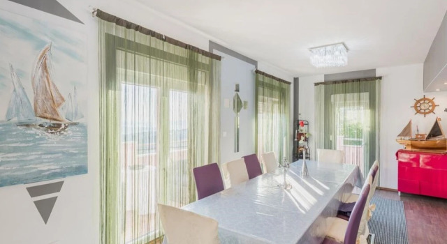 Enticing Villa in Ku?ine With Private Swimming Pool
