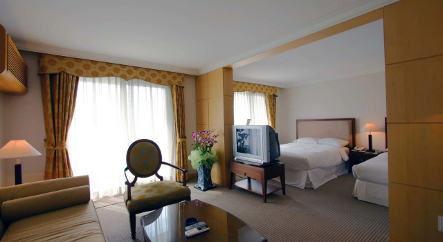La Vie Dor Hotel and Resort, Trademark Collection by Wyndham, Забронировать Отель Хвасон Кёнгидо, рядом с Храм Хонпопса