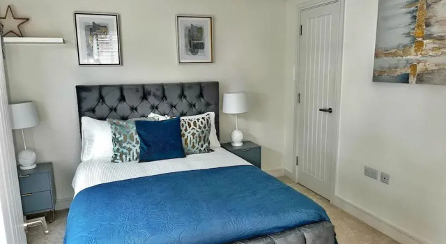 Luxurious One Bedroom Apartment in Northampton, Varaa Huoneisto Asunnot kohteessa Merseyside, Huoneisto