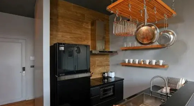 1 BDR Lux Saturdays Residence 4floor, Забронировать Отель Раваи 