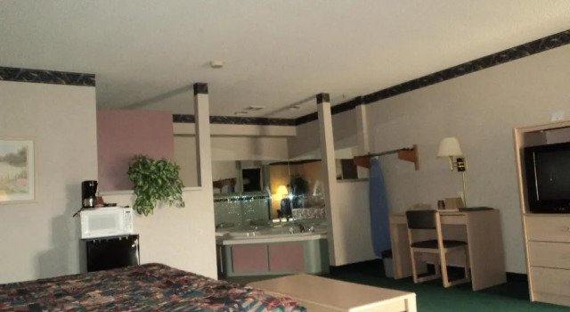 Люкс Deluxe Knights Inn Ottawa