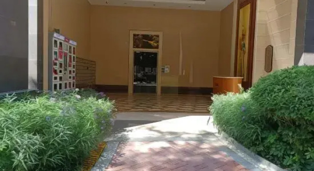 Qianfang Apartment