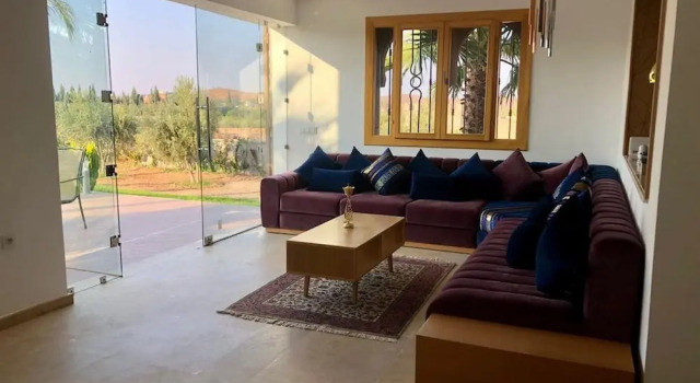Private Villa With Swimming Pool in Lalla Takerkousst-marrakech, Забронировать Вилла Отели Марракеш-Тенсифт-Эль-Хауз с парковкой, Парковка