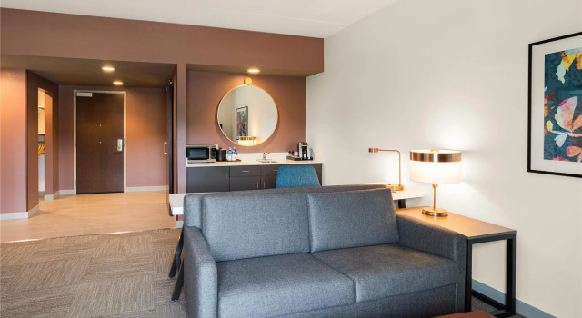 Люкс Hilton Garden Inn Corning Downtown