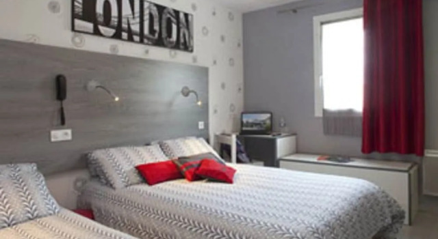Hotel Mac Bed