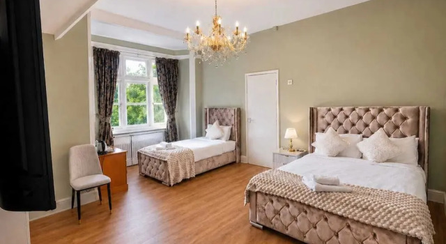 Tree Hotel, Book Hotel Oxford 