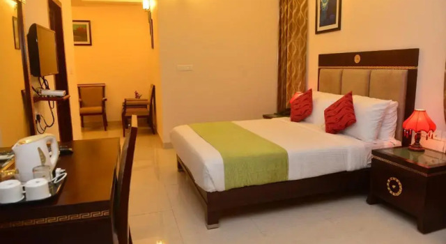 Ridges Hotel Trivandrum, Rezerwuj Hotel Trivandrum. Nowe Delhi