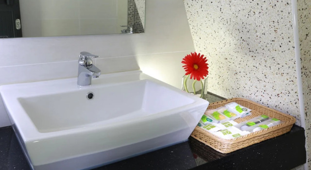 Economy Neljän hengen ullakko huone parvekkeella vuoristomaisema Artisan B&B