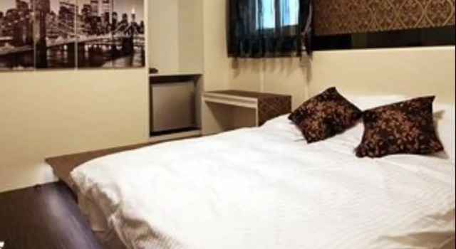 Temple of Tainan Hostel - AnPing, Забронировать Хостел Тайнань Taijiang National Park, рядом с Национальный университет Чэн-Кун