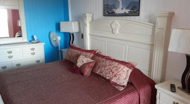 Люкс Leo Hotel