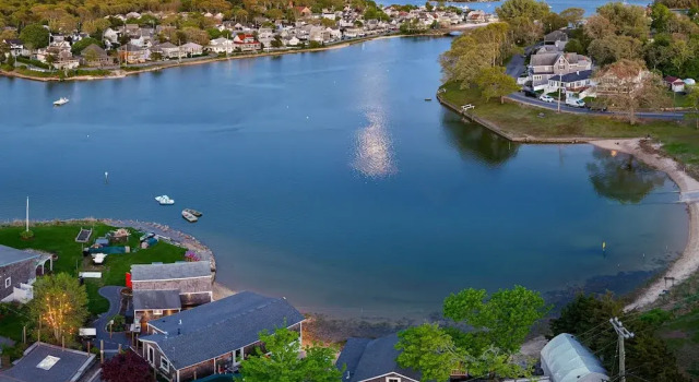 The Onset Beach Compound-Cape Cod Beach Resort & Oceanic Habitat, Buchen Sie Resort  
