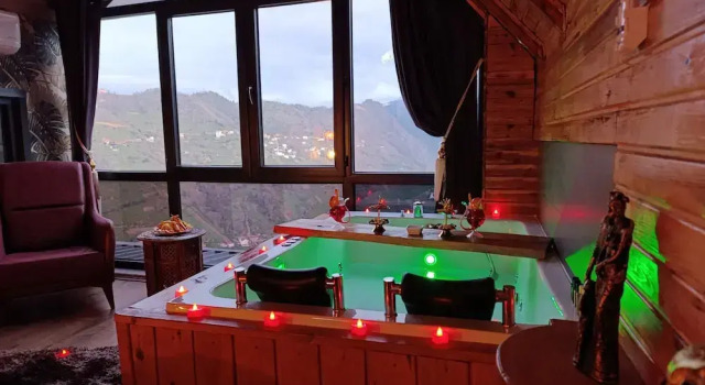 Семейное бунгало с балконом и с видом на реку Seyri Alem suit villa Bungalow