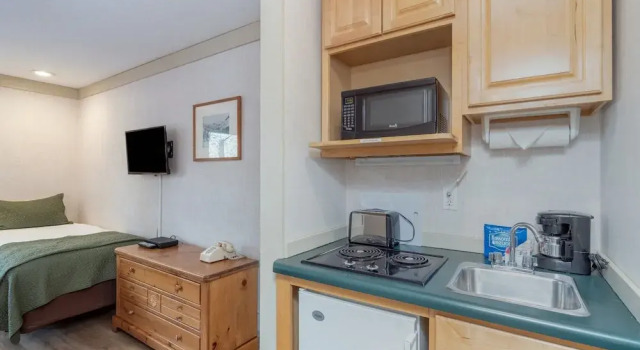 Номер Standard Mountainside Inn 317 1 Bedroom Hotel Room by Alpine Lodging Telluride