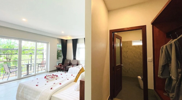 Семейный номер Deluxe с балконом Indra Angkor Residence